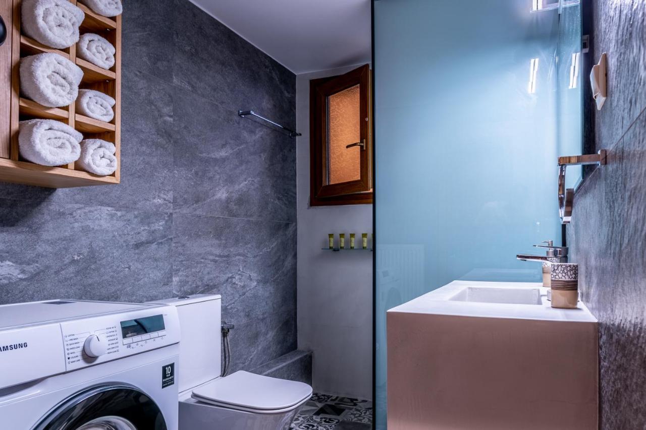 G.R luxury apartment Kalligoni Exterior foto